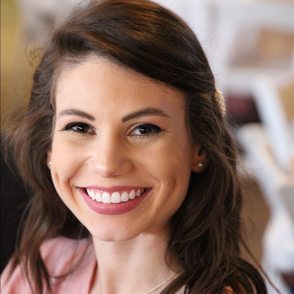 Meet your Posher, Cristiana